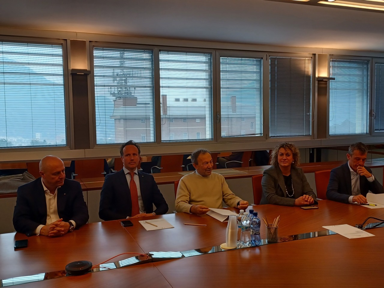 Intelligenza Artificiale nelle imprese lariane: lanciato il progetto pilota