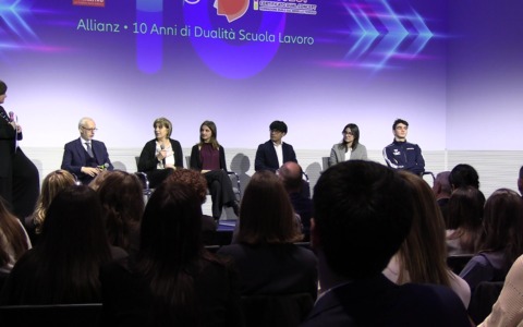 Allianz Italia celebra 10 anni di Dualità Scuola-Lavoro: 300 studenti formati con il modello duale