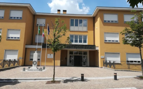 Sciopero al comprensivo di La Valletta Brianza, 47 firme a sostegno della scuola