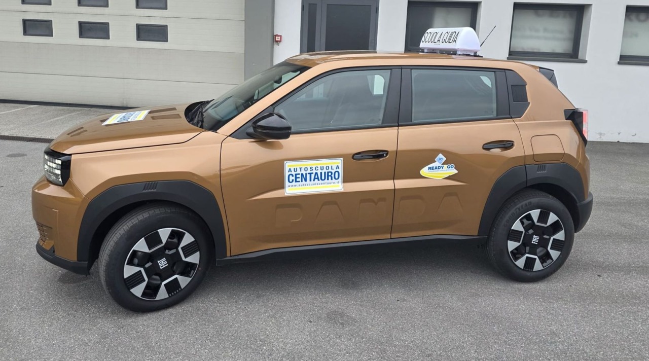 Autoscuola Centauro investe sull’inclusione:  acquistata una nuova automobile multi-adattata per favorire la mobilità senza barriere