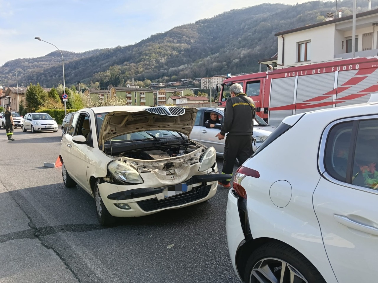 Incidente sul provinciale, coinvolte tre auto