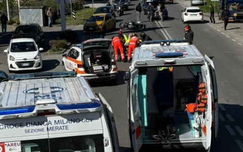 Scontro auto-moto sulla Sp51: due feriti