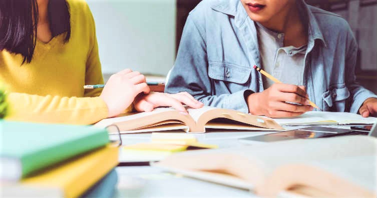 Sostegno allo studio per i ragazzi del territorio: a Colle e Castello arriva “OggiStudio”