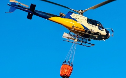 Incendio nel bosco spento dopo due giorni di lavoro FOTO e VIDEO