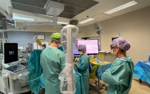 Neurochirurgia all’ospedale di Lecco: precisione potenziata dal nuovo ecografo