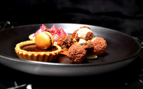 Dessert veloci da servire agli ospiti: soluzioni pratiche e d’effetto