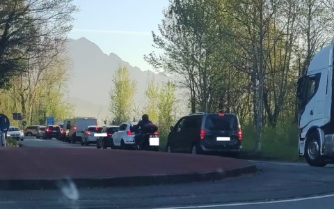 Incidente sulla Statale 36: traffico bloccato in direzione sud