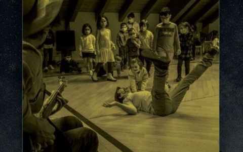 Le Stelle sul Soffitto: arte, musica e solidarietà per la Palestina