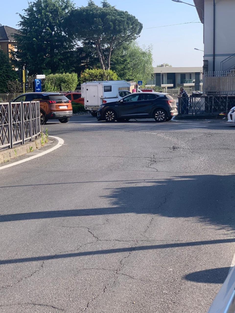 Incidente sulla Provinciale, lunghe code alle Quattro Strade