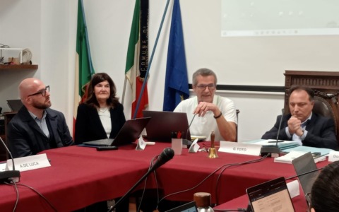 Il cernuschese Santoro torna ad abitare a Caserta e fa l’assessore da remoto