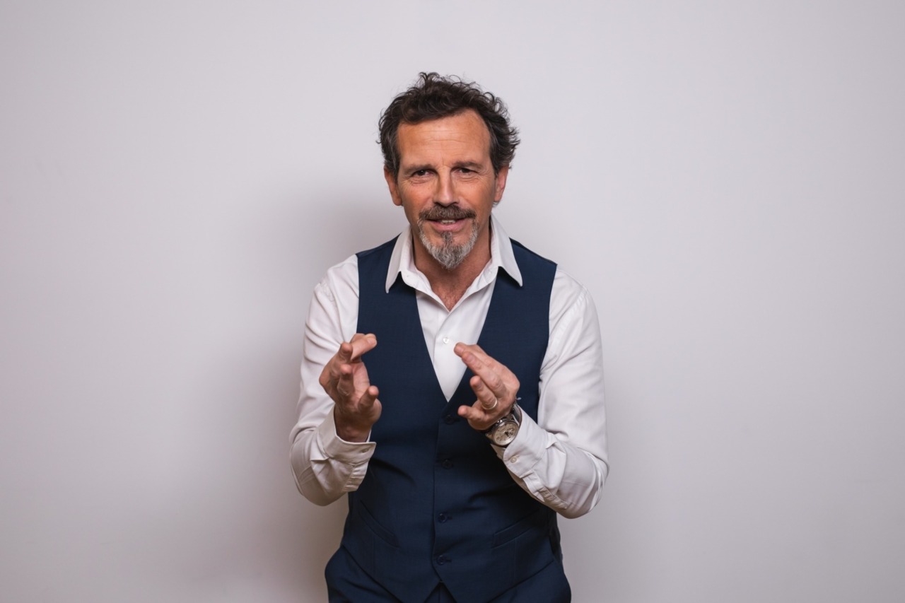 Serata… imbruttita con Germano Lanzoni, a Casatenovo per sostenere la Fabio Sassi