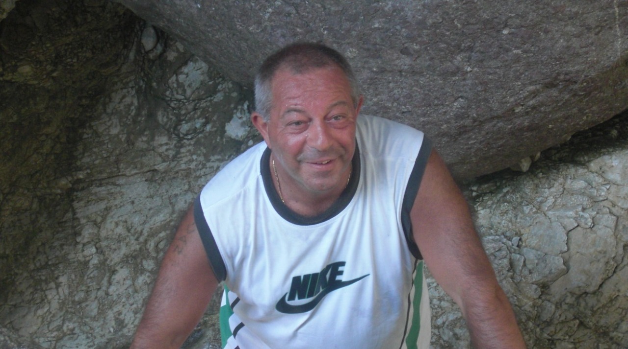 Allenatore sventa il rapimento di un bimbo di 8 anni