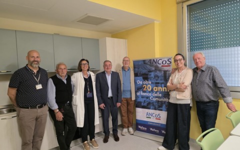Confartigianato Lecco dona strumenti per laboratori creativi in Rsa e a La Nostra Famiglia