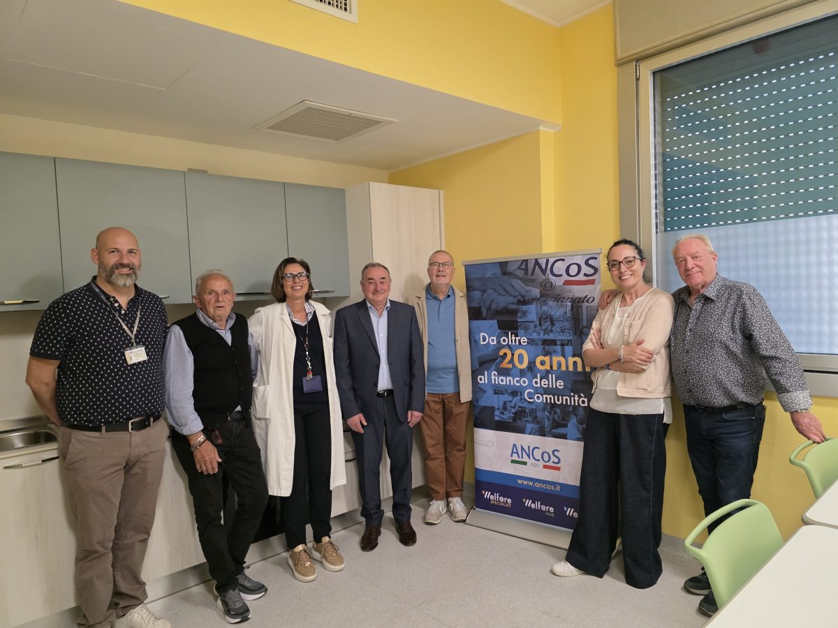 Confartigianato Lecco dona strumenti per laboratori creativi in Rsa e a La Nostra Famiglia