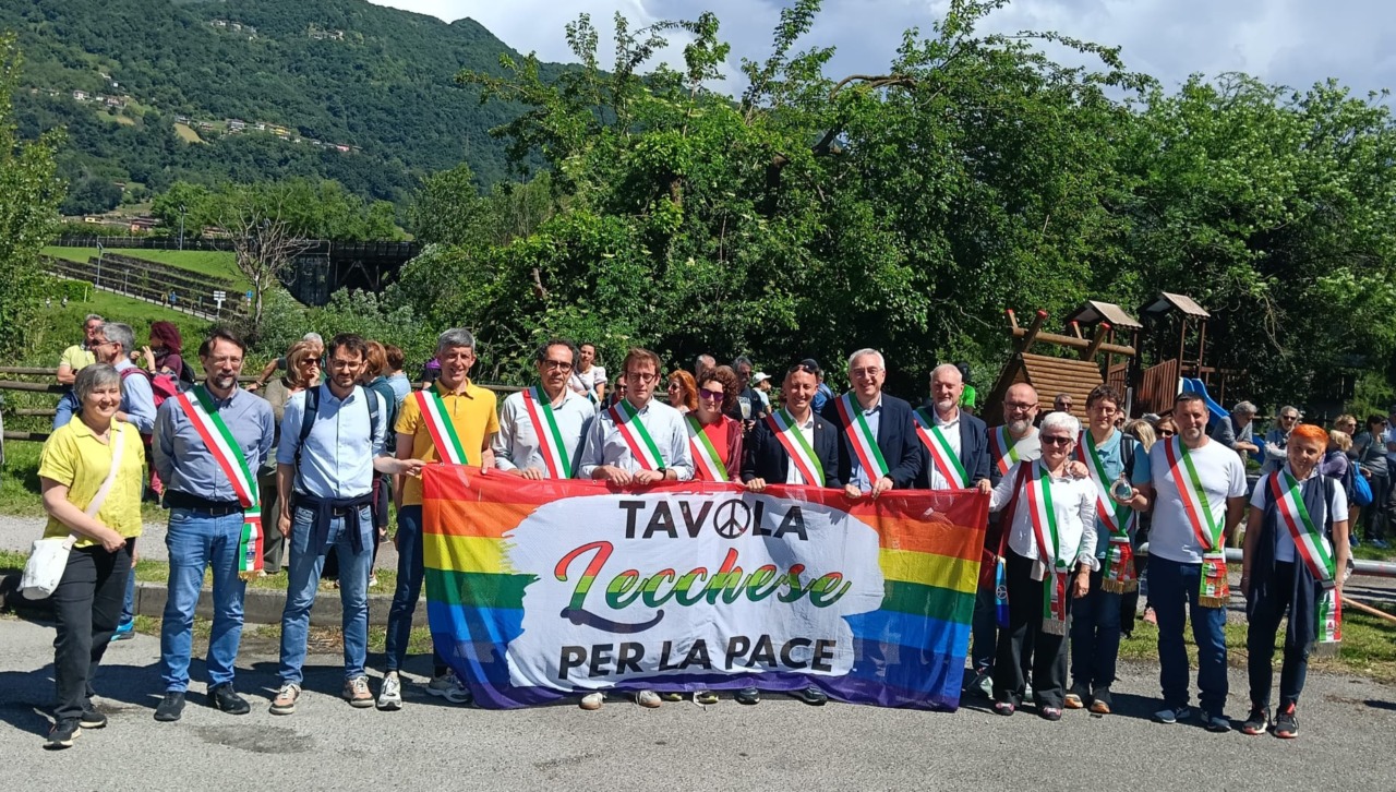 Oltre mille partecipanti alla Marcia Lecchese per la Pace