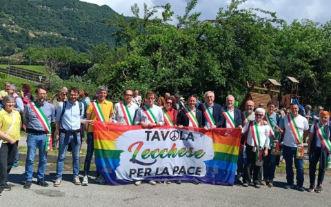 Oltre mille partecipanti alla Marcia Lecchese per la Pace