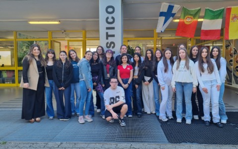 I ragazzi della classe 2^BL del liceo Agnesi riflettono sul tema delle mafie