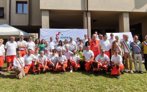 Taglio del nastro per la sede della Croce Verde Bosisio a Barzago