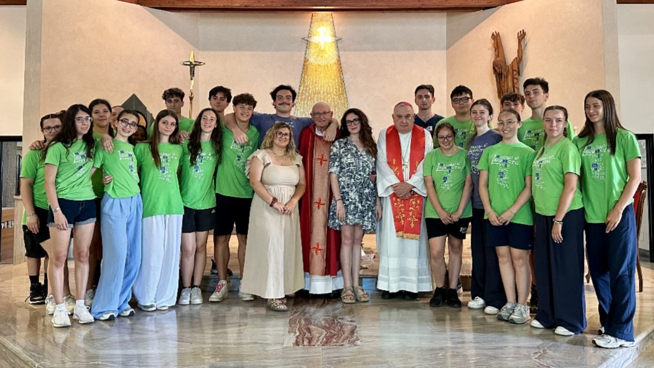 Merate festeggia i sessanta anni di sacerdozio di don Eugenio Folcio nella chiesa di Novate