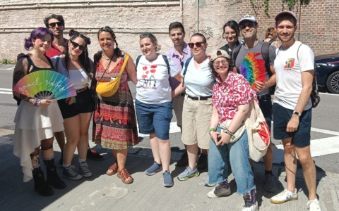 Lecco si colora di arcobaleno, al via il Pride 2026