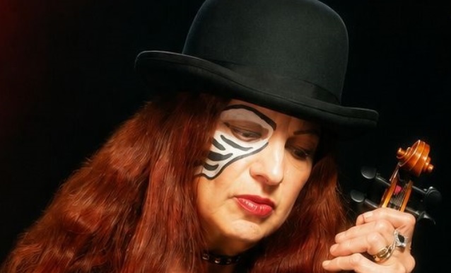 La violinista di Bob Dylan in concerto in Villa Confalonieri