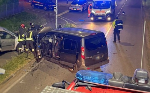 Grave incidente nella notte, due feriti