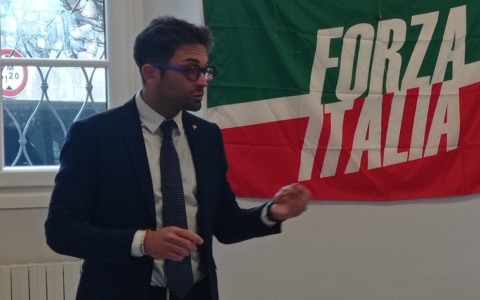 Lavoro nel Lecchese, oltre un’assunzione su due è difficile: Forza Italia chiede più incontro tra imprese e competenze