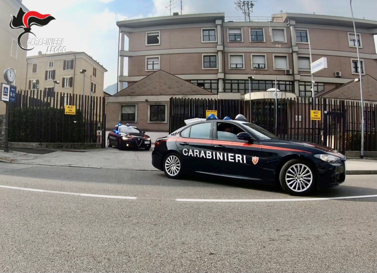 Ferisce un uomo con una tenaglia: arrestato