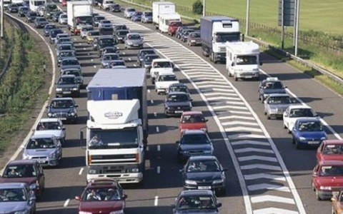 Esodo estivo, domenica mattina di traffico intenso sulla Ss36 del Lago di Como: transitate oltre 200 mila auto