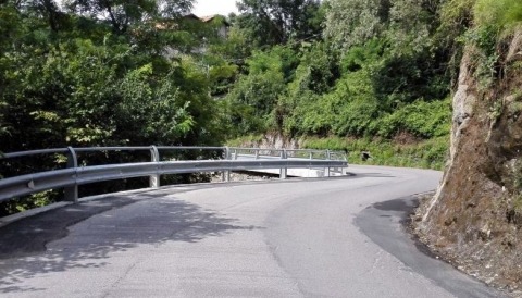 Strade provinciali della provincia di Lecco più sicure e curate: 270 mila euro ai Comuni per manutenzioni e decoro