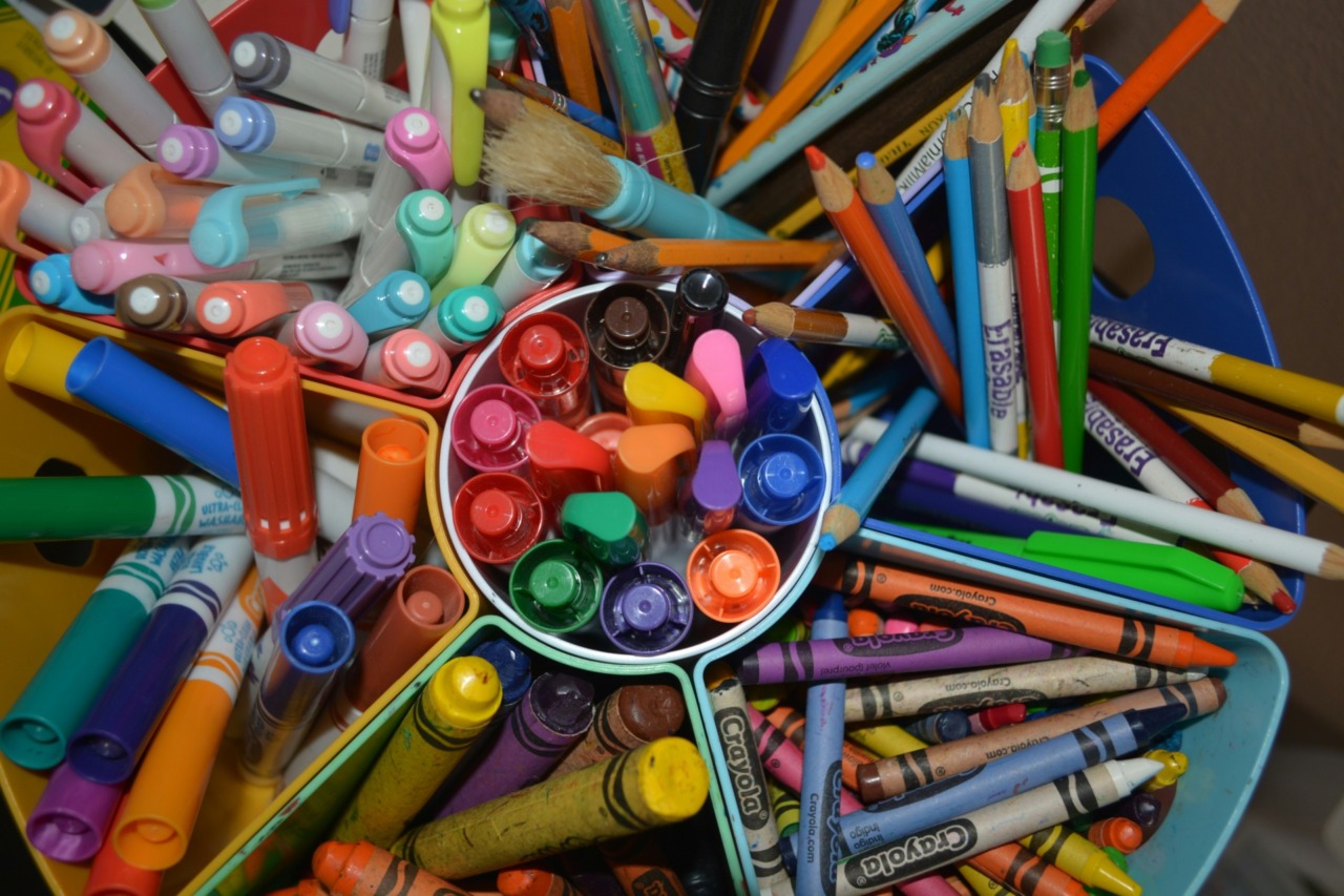 A Lomagna raccolta di materiale scolastico per le famiglie in difficoltà