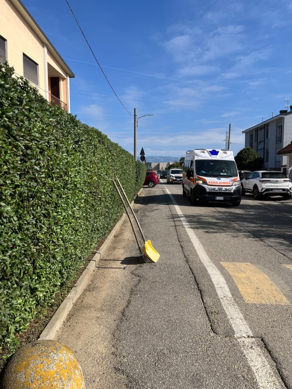 Muletto si ribalta nel cantiere Pedemontana: paura per un operatore di 40 anni
