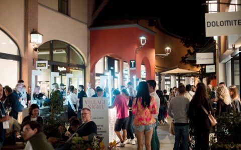 Village Night, il Franciacorta Designer Village unisce vino, musica e shopping