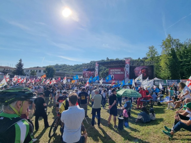 Raduno della Lega a Pontida 2026, tra riflessioni e un pratone “ridotto” TUTTE LE FOTO