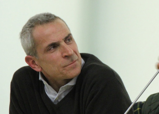 “Una sinistra a due facce”: la minoranza contro il cronometro alle interrogazioni