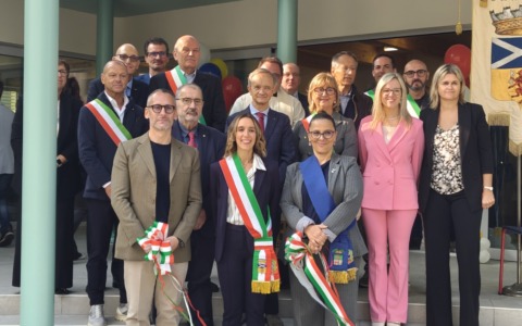Dopo anni di cantiere, la scuola primaria di Barzago ha finalmente aperto le sue porte