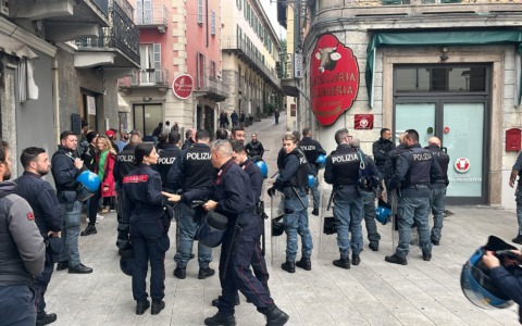 Fake news e paura tra gli studenti: i Giovani Democratici si esprimono su questa allarmante situazione
