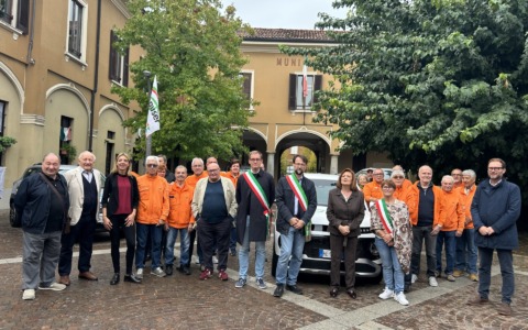 Auser sempre in prima linea per la solidarietà, ora con un nuovo mezzo