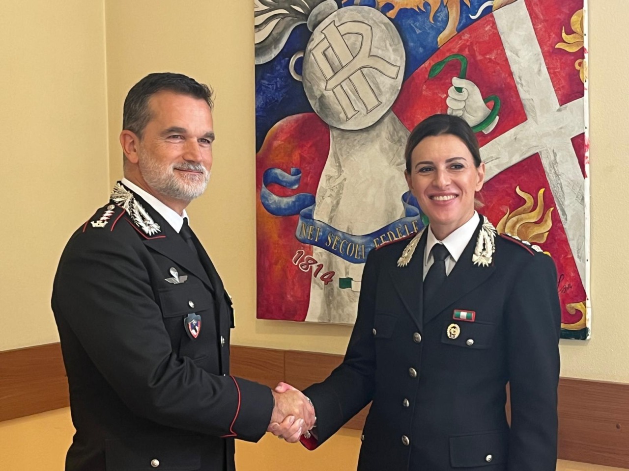 Al reparto operativo di Lecco i Carabinieri accolgono la prima donna al comando